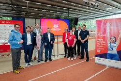 Gruppenfoto bei der Pressekonferenz auf dem Sportcampus Saar zu den Special Olympics Nationalen Spielen 2026