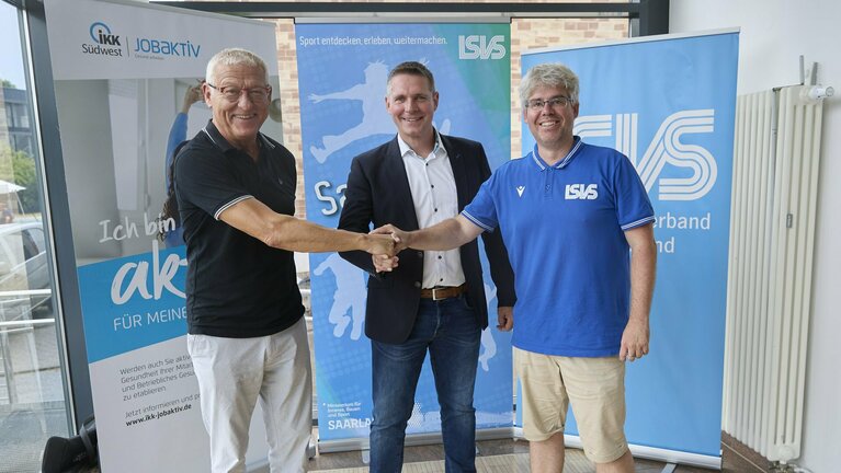 TW221373.jpg image-7165